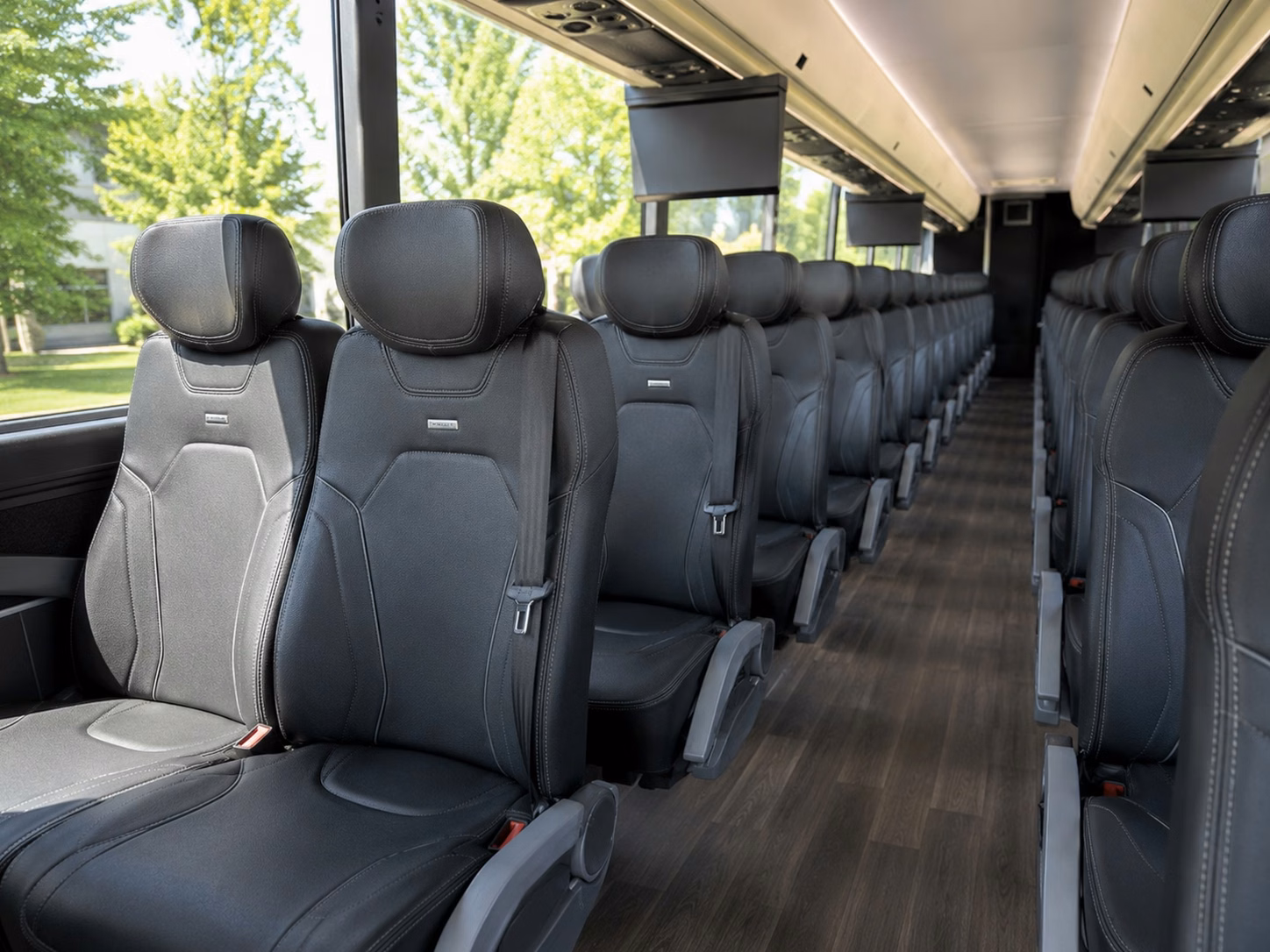 bus type and vehicle size change charter bus prices in new bedford massachusetts