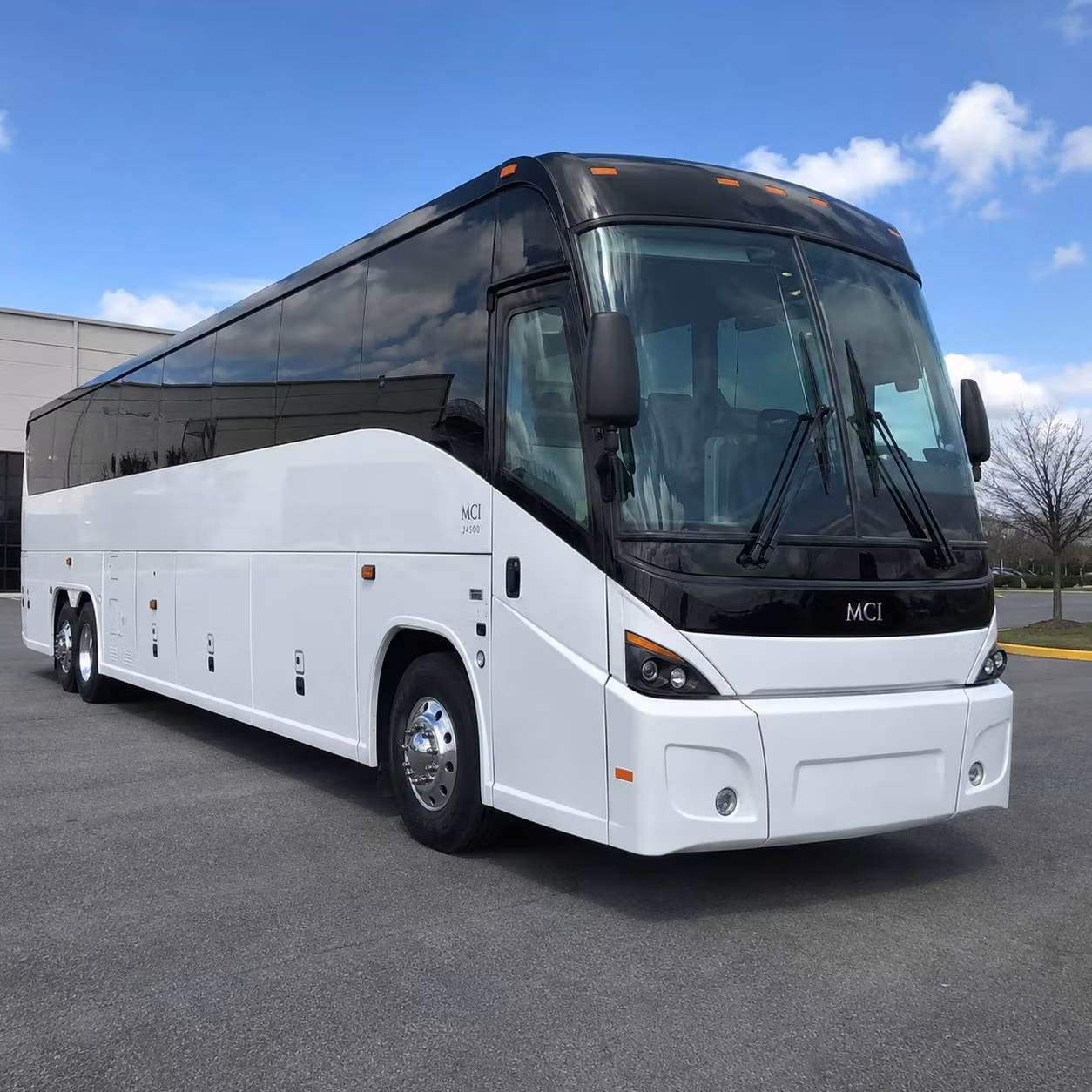 traveling to providence s bold point outdoor amphitheater or ppac is easy with a charter bus